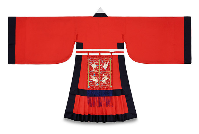 The Costume, the Pattern of Joseon Dynasty: Officials’ Ceremonial Attire, Red Jobok