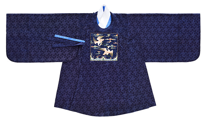 The Costume, the Pattern of Joseon Dynasty: Government Officials’ Uniform, Black Dallyeong